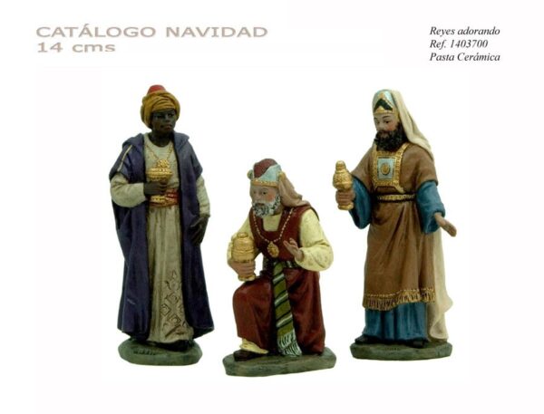Reyes adorando. 14 cm